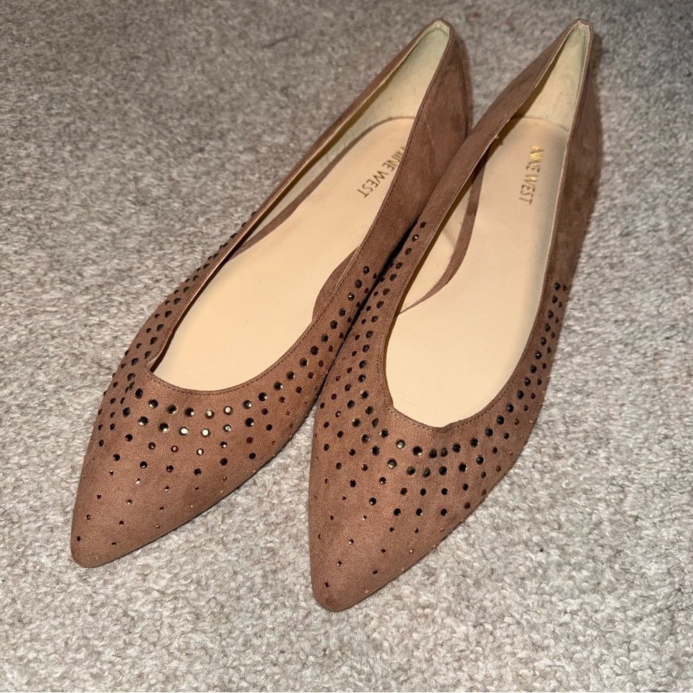 Nine West Brown Studded Flats